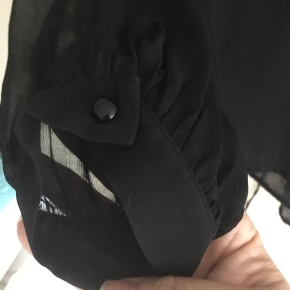 Sheer Tilley Endurables Blouse - Light and wrinkle-free! - Picture 4 of 8